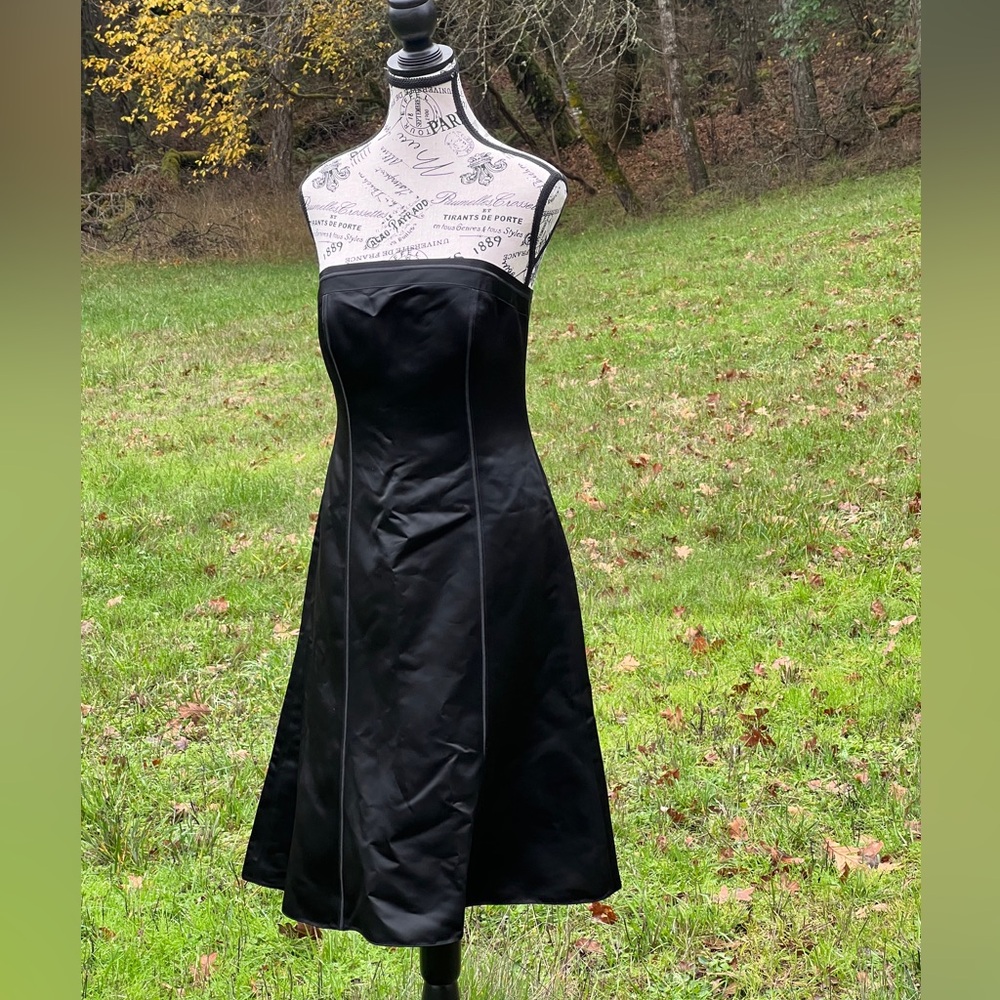 Ann Taylor Sleeveless Strapless Black Acetate Cocktail Dress - Size 4